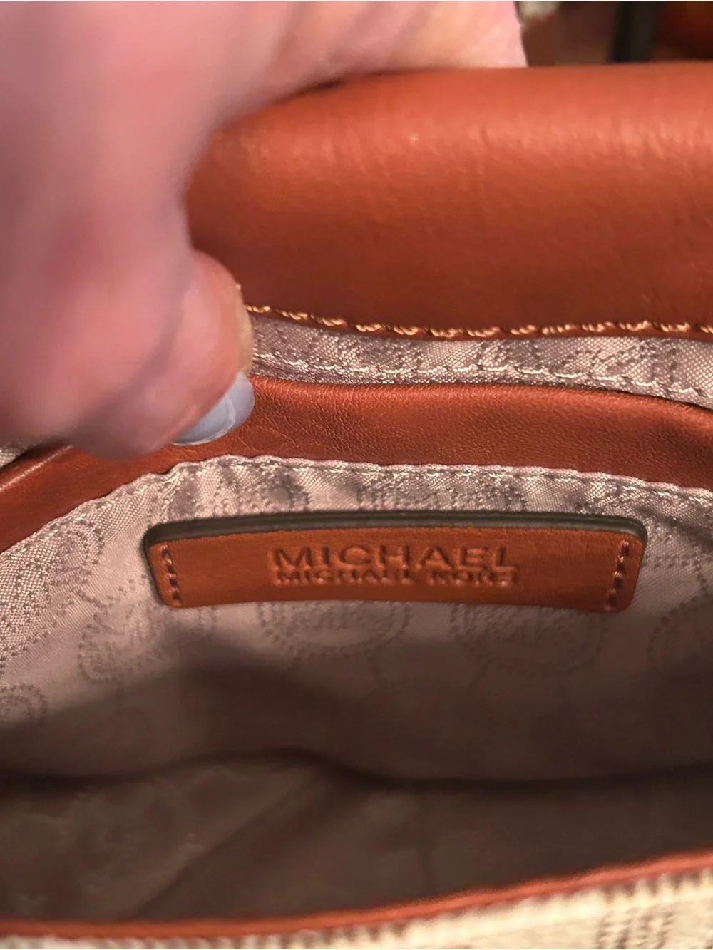 Michael Kors compact michael